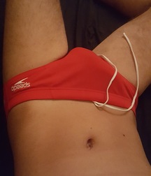 Me 5ba275ac43a67.jpg