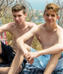 Some French Twinks 5d30a528ebffe.jpg