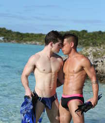 Guys enjoying other guys 5d448a32b24eb.jpg