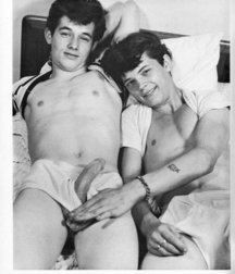 Short series of 2 or 3 naked twinks 5d8d45859d733.jpg