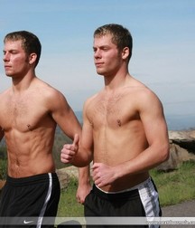 Short series of 2 naked guys 5d9977fa821ce.jpg