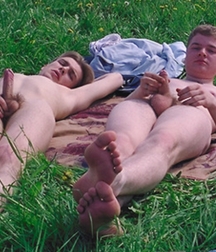 Good Friends 5efeaa23d8595.jpg