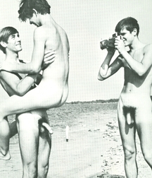 Good Friends 5f041f47022b1.jpg