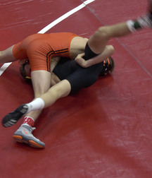 Wrestling 5d1858981b75b.jpg