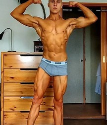 Boys in Underwear 5d1beefe5c41c.jpg