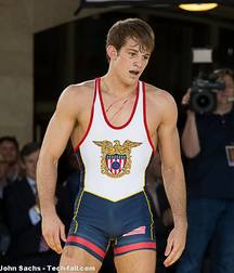 Wrestlers in Action 5d1c0c1e80359.jpg