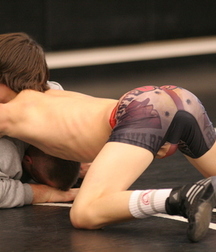 Wrestlers in Action 5d1c0c39e896e.jpg