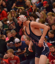 Wrestlers in Action 5d1c0c7a857b3.jpg