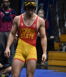 Wrestlers in Action 5d1c0c9bf2728.jpg