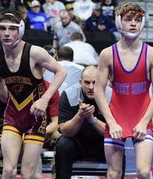 Wrestlers in Action 5d1c0ca59c4ff.jpg