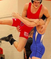 Wrestlers in Action 5d1c0cb32477a.jpg