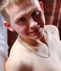 Arseny  5dc557ac6d0ca.jpg
