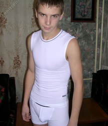 Arkadi 5dc9fb5f77c6e.jpg