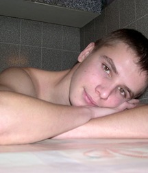 Arkadi 5dc9fc5341b7a.jpg