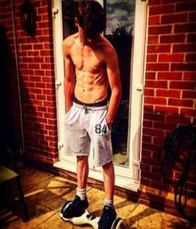 The Hottness I 5d4e699c851f7.jpg