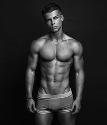 Jerk Off Material 5d3a2cf25119c.jpg