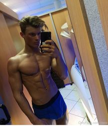 Jerk Off Collection  5dc5187e72c32.jpg