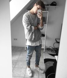 Hottest Boys Around  5de7051d352a9.jpg