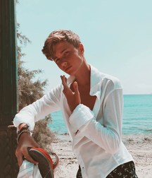 Johnabc 5d2c9bf7dd480.jpg