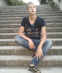 Alex 5d2fbe1b40ce4.jpg