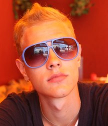 Alex 5d2fbe1eda1a7.jpg