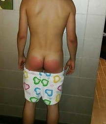 Spanked 2 5e12934615b2d.jpg