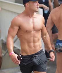 Some hot abs 5d389d4e60121.jpg