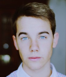 Favorite Boy 5dd5fc6b25a74.jpg