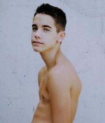 Favorite Boy 5dd5fc7624d89.jpg