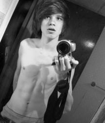 The best Selfie Boys with hot smooth body 5d43028b18061.jpg