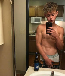 The best Selfie Boys with hot smooth body 5d43029543979.png