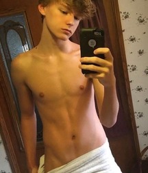 The best Selfie Boys with hot smooth body 5d43029693661.jpg