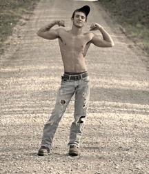 Me and one pic of Danny 5d44df7d40979.jpg