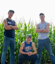 country boys  5e2b4c7616963.jpg