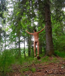 Nude guy in nature 5d7566657d5eb.jpg