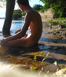 Nude guys in outdoors 5dc875196b51f.jpg