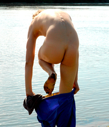 Nude guys in outdoors 5dc87558c99a9.jpg