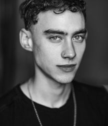 Out and Famous--Olly!!  5d4744833bc90.jpg