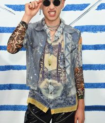 Out and Famous--Olly!!  5d47448a26f39.jpg