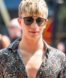 Out and Famous--Ronan!! 5d4f156327f8d.jpg