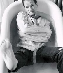 Out and Famous--Neil!! 5d4f1dbab636b.jpg