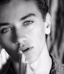 HOT and Famous--Gavin BW!! 5d4f30e64fdc7.jpg