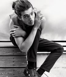 Out and Famous--Ezra!! 5da1ea4ada333.jpg