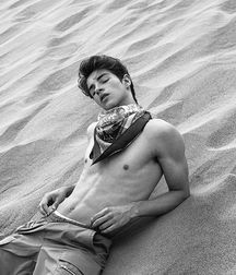 Best Of Freaky Friday--Black and White!! 5dc9536c46783.jpg