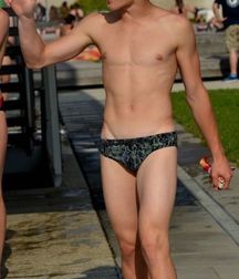 Best Of Freaky Friday--Summer Boys!! 5dc981a421779.jpg