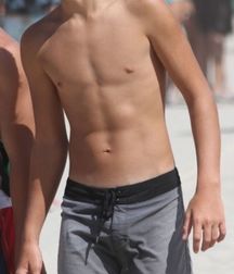 Best Of Freaky Friday--Summer Boys!! 5dc981a564a61.jpg
