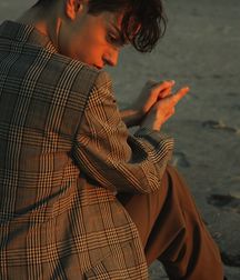 MODELS CORNER!! Troy Edwards! 5e21f2f9271f4.jpg