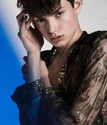 MODELS CORNER!! Troy Edwards! 5e21f2fbbb4a6.jpg
