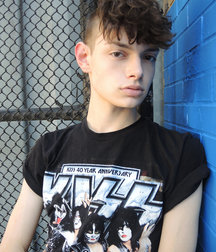 MODELS CORNER!! Troy Edwards! 5e21f302acc64.jpg