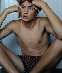 MODELS CORNER!! Anton Martinez! 5e27432983454.jpg